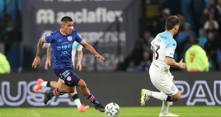 Racing le ganó a Unión y quedó como único escolta de la Liga Profesional Racing le ganó a Unión y quedó como único escolta de la Liga Profesional