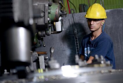 La actividad económica cayó 1,7% interanual en agosto y quedó cerca de entrar en recesión técnica La actividad económica cayó 1,7% interanual en agosto y quedó cerca de entrar en recesión técnica