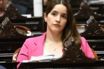 Sorpresa: la diputada Bonacci se confundió y votó a favor de su propia expulsión por la visita a represores
