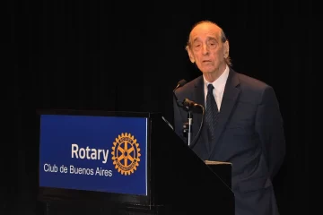 Ricardo Arriazu: «Si devaluamos explota todo» Ricardo Arriazu: «Si devaluamos explota todo»