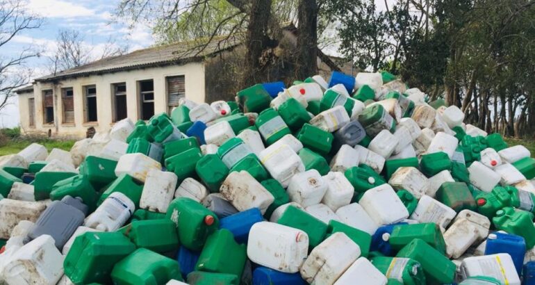 Acción por el ambiente: jornada para recolectar envases vacíos de fitosanitarios en Villa Maza Acción por el ambiente: jornada para recolectar envases vacíos de fitosanitarios en Villa Maza