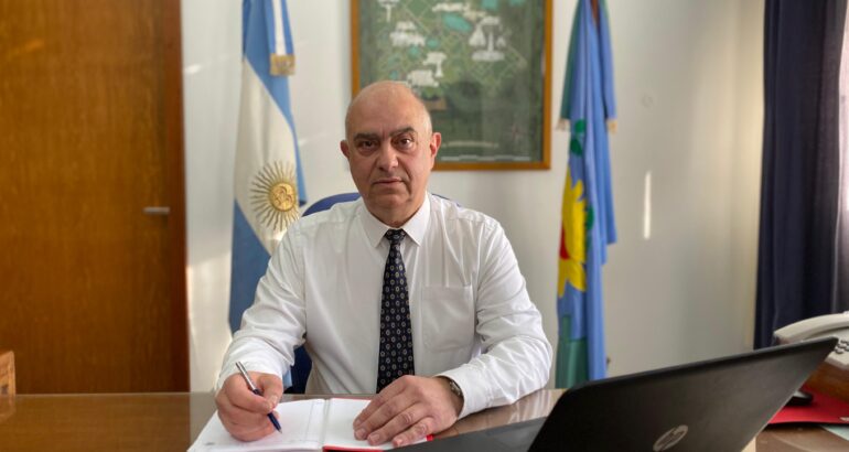 Jorge Apud asumió interinamente la intendencia de Adolfo Alsina Jorge Apud asumió interinamente la intendencia de Adolfo Alsina
