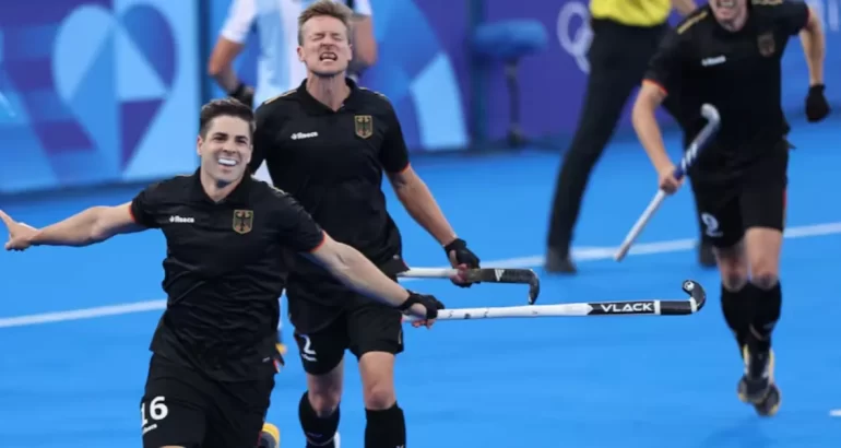 Los Leones quedaron eliminados ante Alemania, con gol de un argentino que generó repudio Los Leones quedaron eliminados ante Alemania, con gol de un argentino que generó repudio