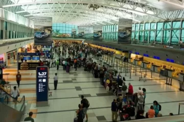 El Ministerio de Salud refuerza controles en los aeropuertos tras el alerta por viruela del mono