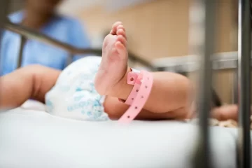 Los cinco nombres de bebés más elegidos en la Provincia en lo que va del año