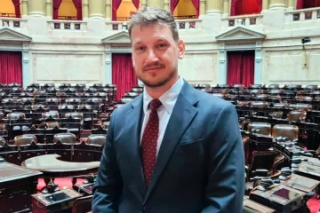 Ordenaron detener al diputado libertario acusado de pedofilia