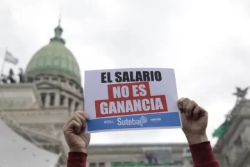 La Justicia ordenó la suspensión del impuesto a las Ganancias para los docentes