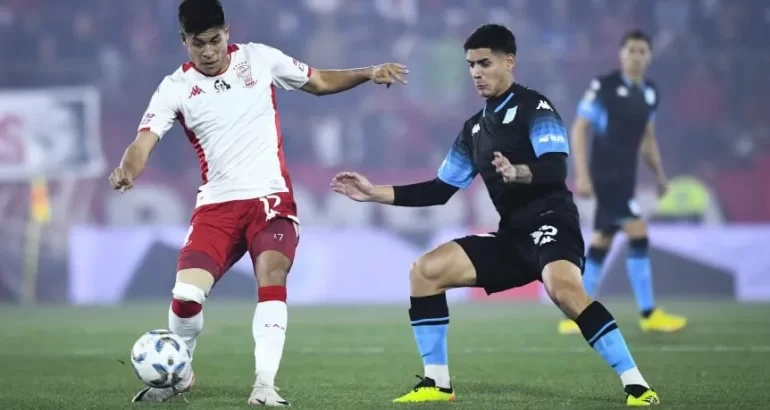 Huracán y Racing empataron sin goles en el Ducó Huracán y Racing empataron sin goles en el Ducó