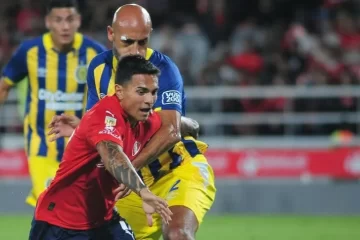 Rosario Central e Independiente juegan un duelo directo por la punta de la Zona B