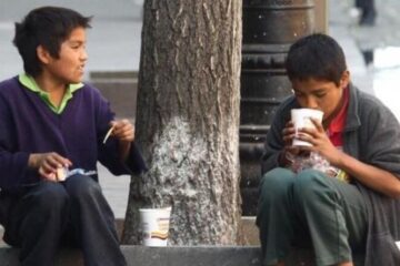 Según la UCA, el 63% de los chicos y adolescentes argentinos son pobres y el 16,2% son indigentes