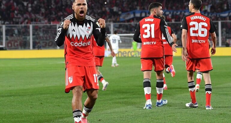 River derrotó a Talleres en Córdoba y encaminó la serie de Libertadores River derrotó a Talleres en Córdoba y encaminó la serie de Libertadores
