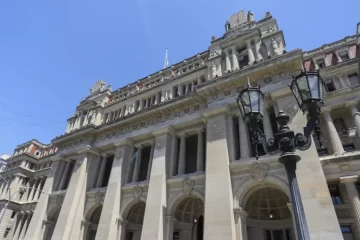 Mientras crecen los despidos, denuncian que los tribunales de trabajo están colapsados
