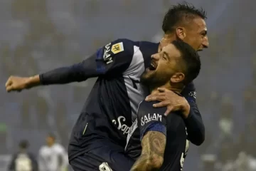 Vélez buscará estirar su liderazgo ante Godoy Cruz en Mendoza