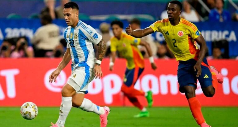 Argentina enfrenta a Colombia bajo el intenso calor de Barranquilla Argentina enfrenta a Colombia bajo el intenso calor de Barranquilla