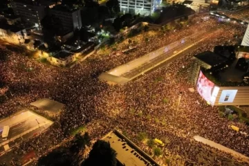Tel Aviv: masiva manifestación en reclamo de un alto el fuego en Gaza