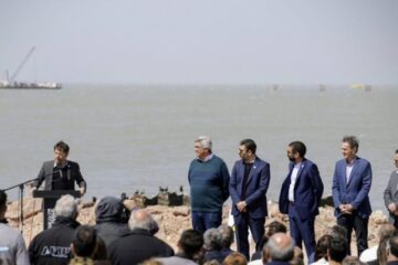 Kicillof anunció en la región «la obra más grande de la Argentina» y apuntó contra Milei por “arruinar inversiones”