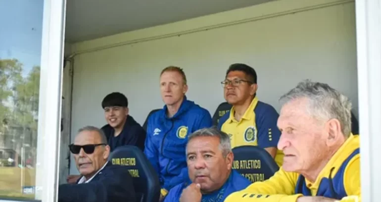 Omar Palma, figura histórica de Rosario Central, internado en grave estado tras sufrir un ACV Omar Palma, figura histórica de Rosario Central, internado en grave estado tras sufrir un ACV
