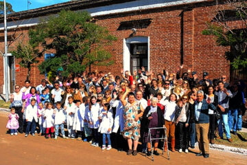 *La Biblioteca de Esteban A. Gascón celebra su 10° aniversario *La Biblioteca de Esteban A. Gascón celebra su 10° aniversario