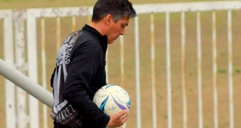 Luto en el fútbol de la LRF: falleció el DT y ex jugador Hernán Vidal Luto en el fútbol de la LRF: falleció el DT y ex jugador Hernán Vidal