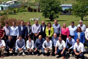 Intendentes Radicales acusan al Gobierno de Milei de “avasallamiento a las autonomías municipales”