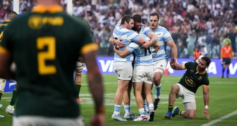 Los Pumas vencieron a Sudáfrica e irán por el primer título del Rugby Championship en la historia Los Pumas vencieron a Sudáfrica e irán por el primer título del Rugby Championship en la historia