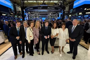 Milei tocó la campana en Wall Street: “No estoy dispuesto a sacrificar el déficit fiscal” Milei tocó la campana en Wall Street: “No estoy dispuesto a sacrificar el déficit fiscal”