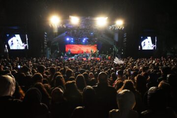 Monte Hermoso se alista para la 30° Fiesta Nacional de la Primavera Monte Hermoso se alista para la 30° Fiesta Nacional de la Primavera