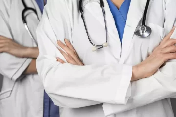Residentes de salud paran por 24 horas contra el ajuste en salarios
