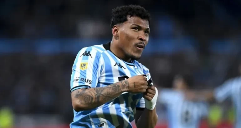 Racing le ganó el clásico a Boca y se recuperó en la Liga Racing le ganó el clásico a Boca y se recuperó en la Liga