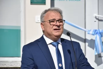 «El Gobierno apuesta a que la gente vaya a Brasil, destruyendo el turismo argentino»