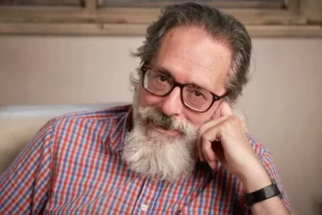Un escritor de Pringles entre los candidatos al Nobel de Literatura Un escritor de Pringles entre los candidatos al Nobel de Literatura