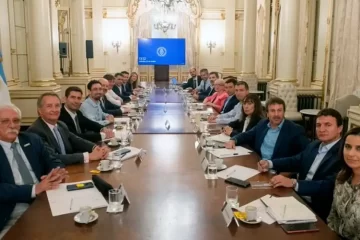 Se partió la UCR en Diputados: 12 legisladores salen del bloque y arman su espacio propio