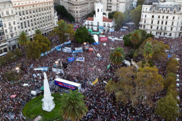 Las universidades vuelven a las calles para defender su financiamiento contra el veto de Milei