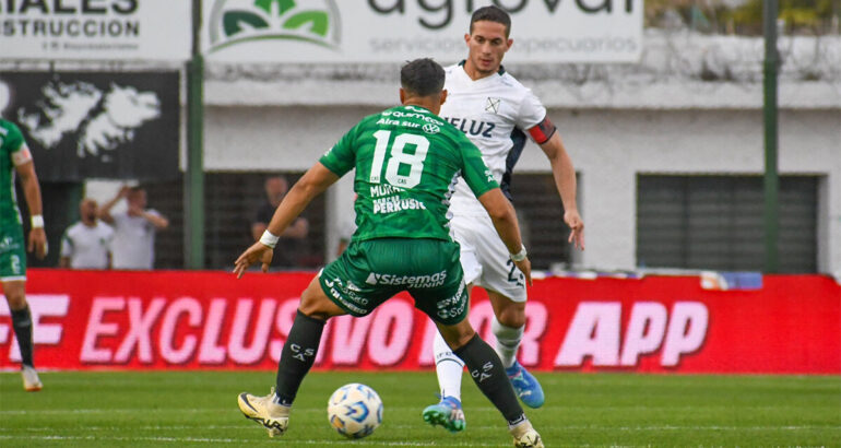 Sarmiento e Independiente aburrieron con un empate sin goles Sarmiento e Independiente aburrieron con un empate sin goles