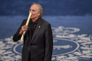 Joan Manuel Serrat recibió el Premio Princesa de Asturias: “Con el impulso de los sueños llegué hasta aquí” Joan Manuel Serrat recibió el Premio Princesa de Asturias: “Con el impulso de los sueños llegué hasta aquí”
