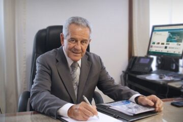 El designado por el gobierno para auditar las universidades: «cobro $3.200.000 y no me alcanza» El designado por el gobierno para auditar las universidades: «cobro $3.200.000 y no me alcanza»