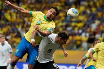 Uruguay empató ante un Brasil que se fue abucheado por sus hinchas