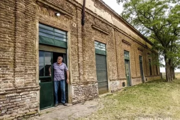 Quiñihual, el pueblo de la zona que tiene solo un habitante y un almacén de ramos generales