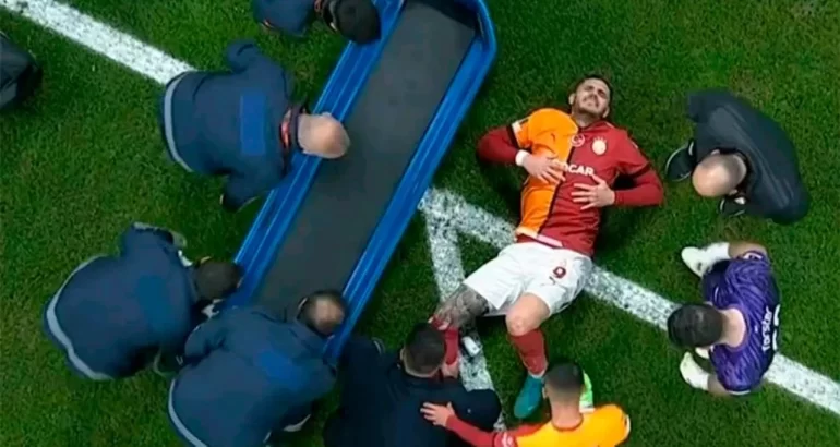 Icardi se rompió los ligamentos cruzados de la rodilla y estará inactivo ocho meses Icardi se rompió los ligamentos cruzados de la rodilla y estará inactivo ocho meses
