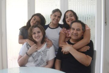 Tres hermanas, un mismo destino: cuando la adopción transforma vidas