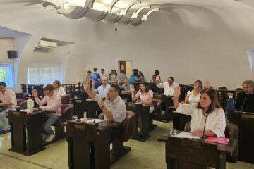 Asamblea en Adolfo Alsina para definir el aumento de tasas