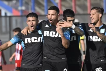 Racing le ganó a Barracas y se prende en la pelea por la Liga