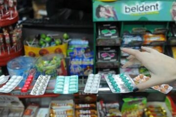 La Justicia ordenó suspender la venta de medicamentos fuera de las farmacias