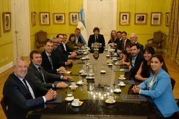 Radicales expulsados se reunieron con Milei y le propusieron una “alianza de listas”