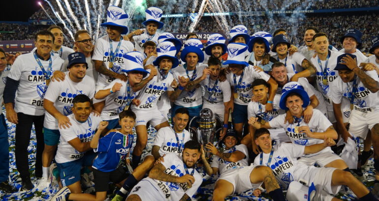 Vélez le ganó a Huracán y es el campeón de la Liga Profesional Vélez le ganó a Huracán y es el campeón de la Liga Profesional
