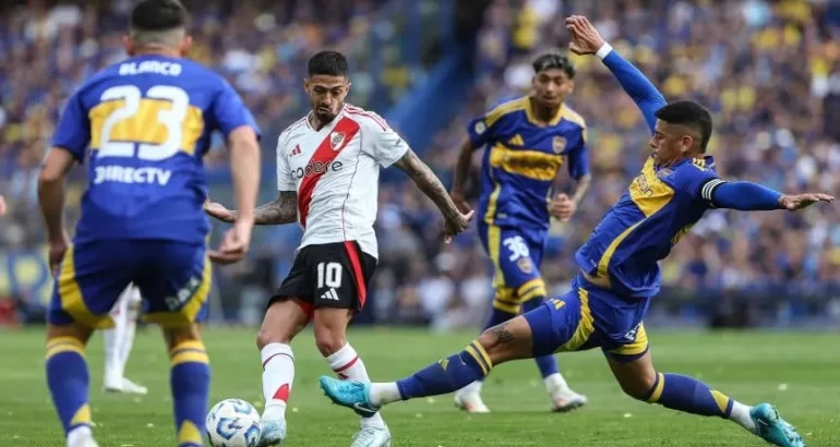 River y Boca paralizan Argentina con el Superclásico River y Boca paralizan Argentina con el Superclásico