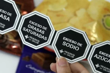 Etiquetado frontal: 7 alimentos que perderán los sellos negros Etiquetado frontal: 7 alimentos que perderán los sellos negros
