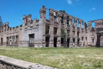 Ordenan el desalojo en el Club Hotel de Villa Ventana