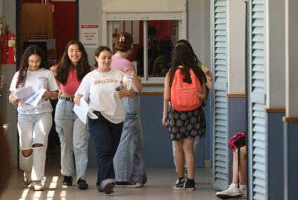 Tres de cada cuatro jóvenes del interior desean ir a vivir a una «ciudad grande» Tres de cada cuatro jóvenes del interior desean ir a vivir a una «ciudad grande»