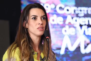 Echaron a la subsecretaria de Turismo, Yanina Martínez, por vacacionar en Londres